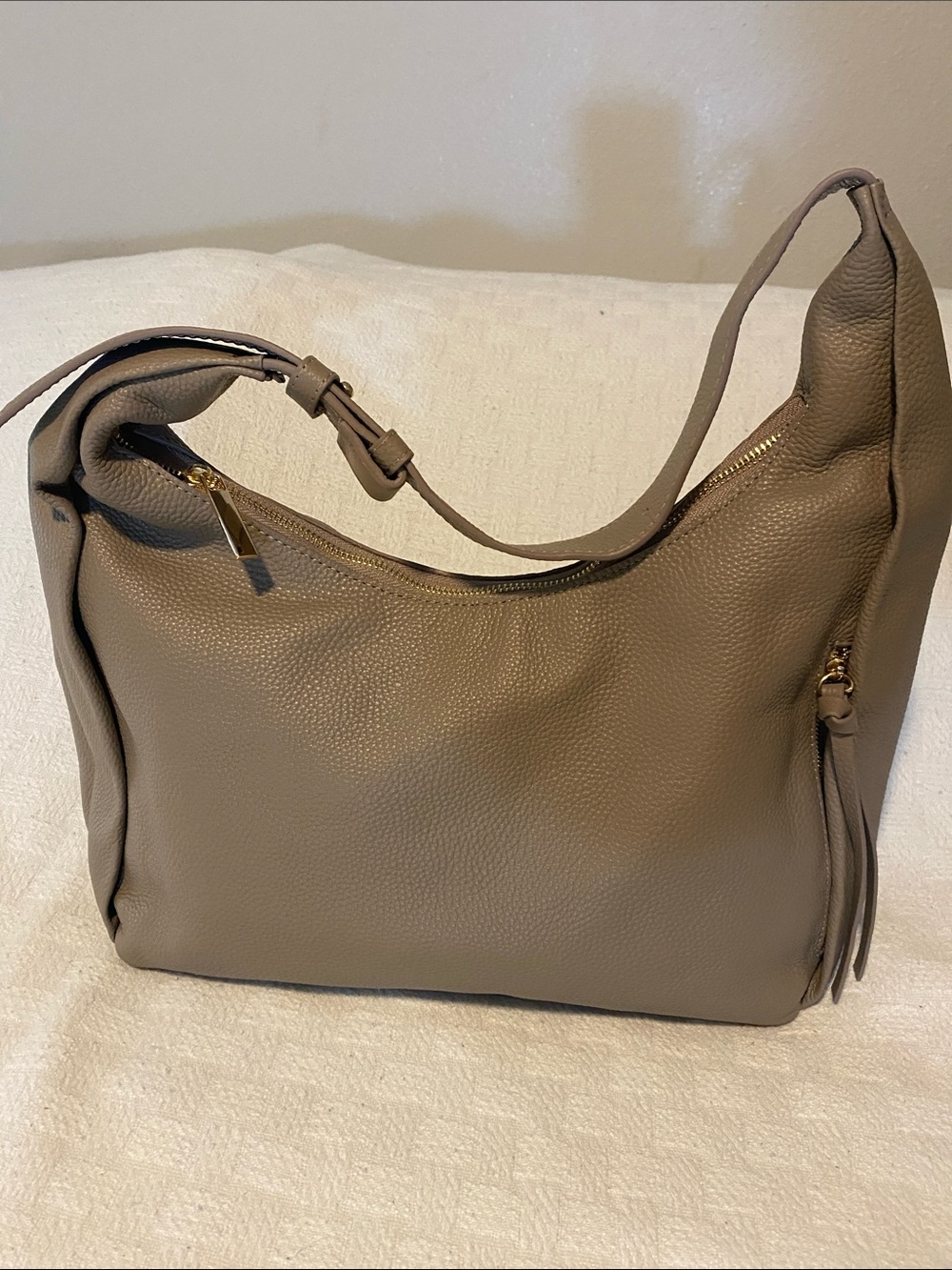 TOTE LE MONDE Taupe Pebbled Leather BARCELONA BAG Shoulder Hobo Purse